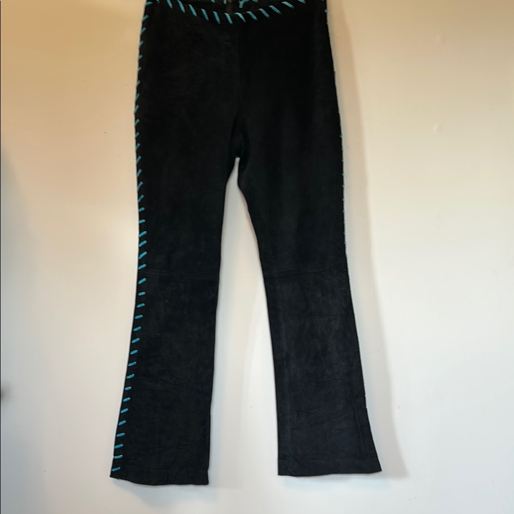 Bisou Bisou 100% natural leather black pant blue trim flare legs back zip size M